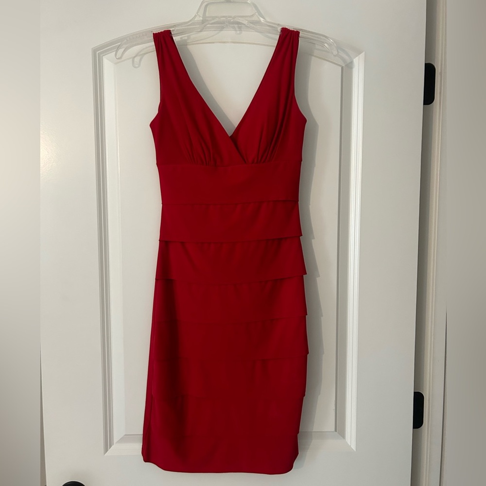 Dillards, red, size 1/2